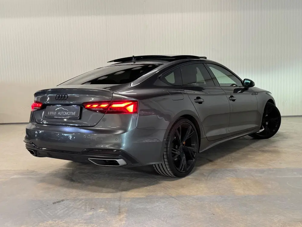 Audi A5 40 TFSI S edition Competition uit 2021, foto 8