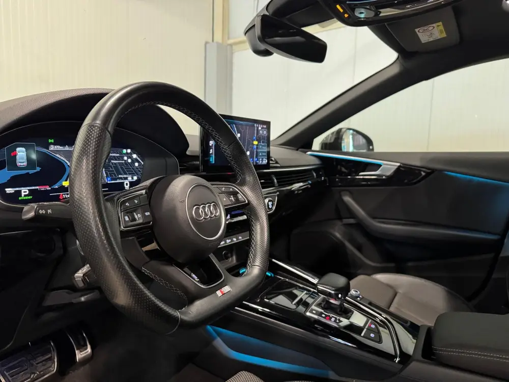 Audi A5 40 TFSI S edition Competition uit 2021, foto 9