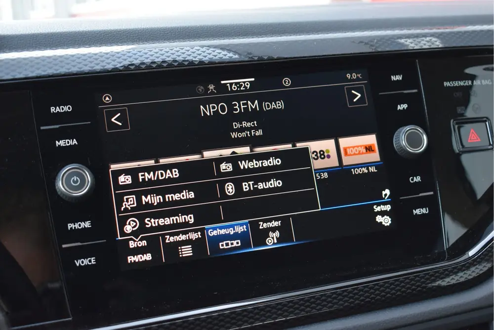 Volkswagen Polo 1.0 TSI Life Business Virtual cockpit, Stoel uit 2023, foto 20