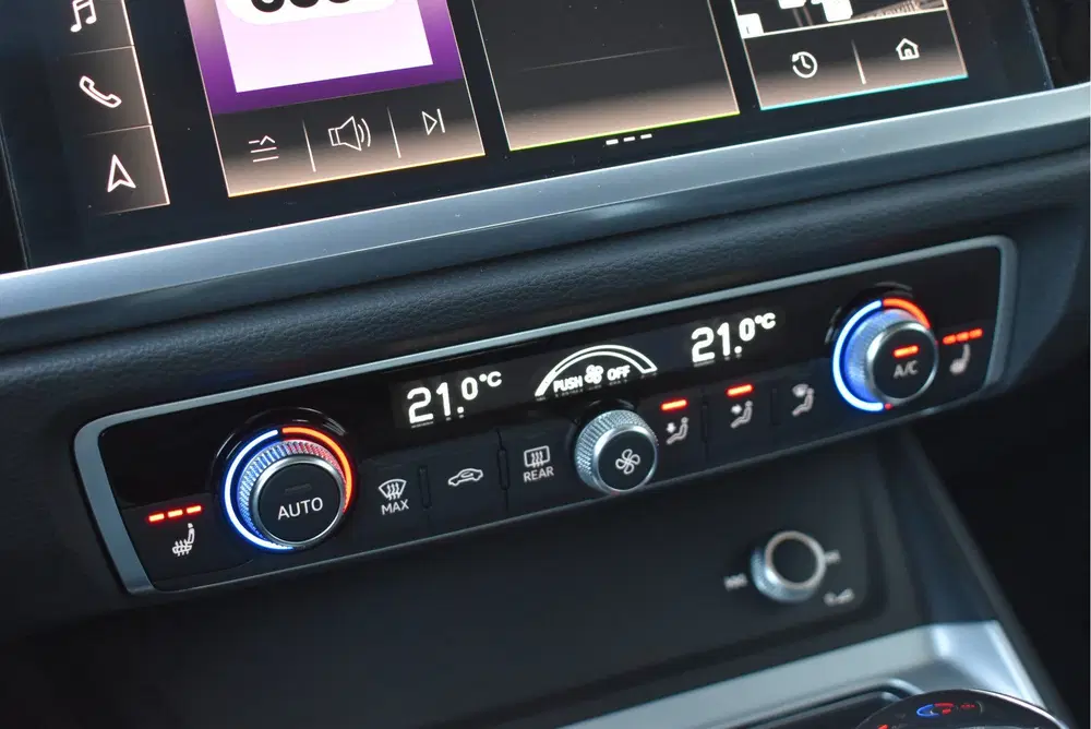 Audi Q3 45 TFSI e Edition Virtual cockpit uit 2021, foto 9