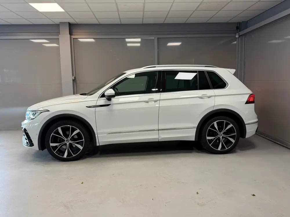 Volkswagen Tiguan 1.5 TSI R-Line Business+ | MATRIX | 20"LMV uit 2021, foto 2