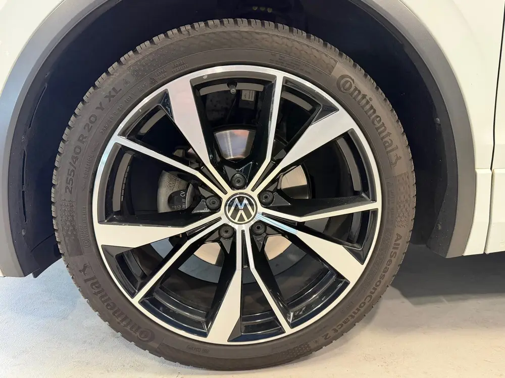 Volkswagen Tiguan 1.5 TSI R-Line Business+ | MATRIX | 20"LMV uit 2021, foto 9
