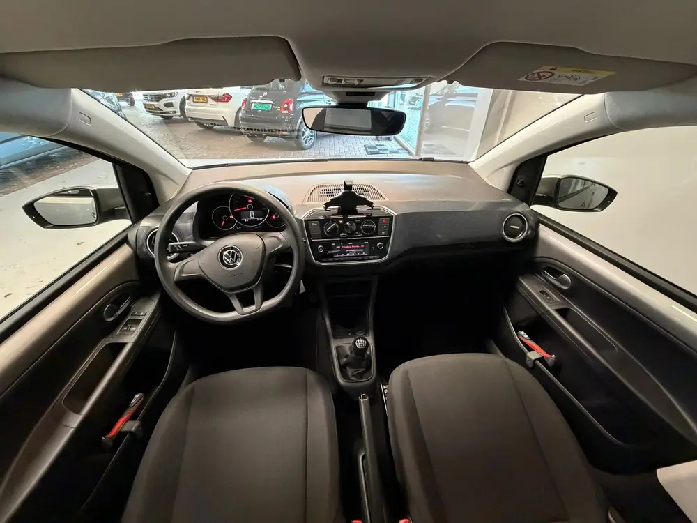 Volkswagen Up! 1.0 5 deurs | AIRCO | ELEKTR. PAKKET | DAB | uit 2023, foto 14