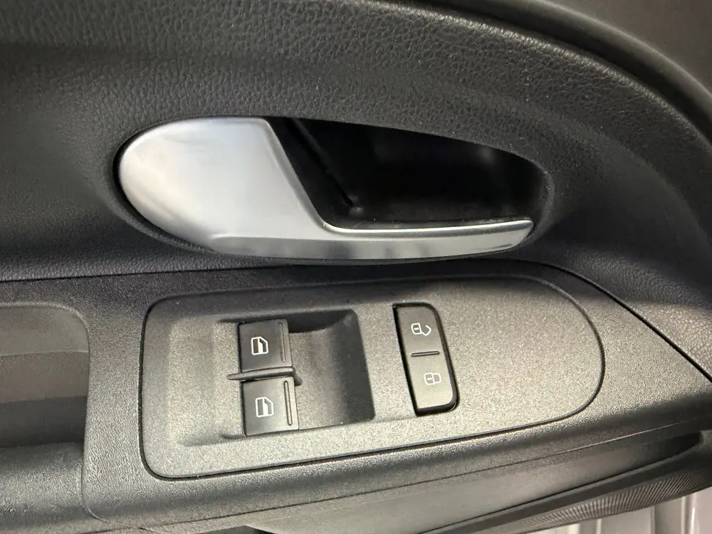 Volkswagen Up! 1.0 5 deurs | AIRCO | ELEKTR. PAKKET | DAB | uit 2023, foto 16