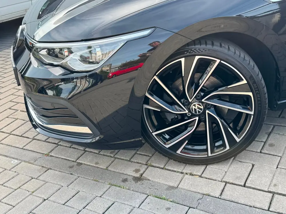 Volkswagen Golf 1.5 TSI Highline Business R | Met o.a. stoel uit 2020, foto 2