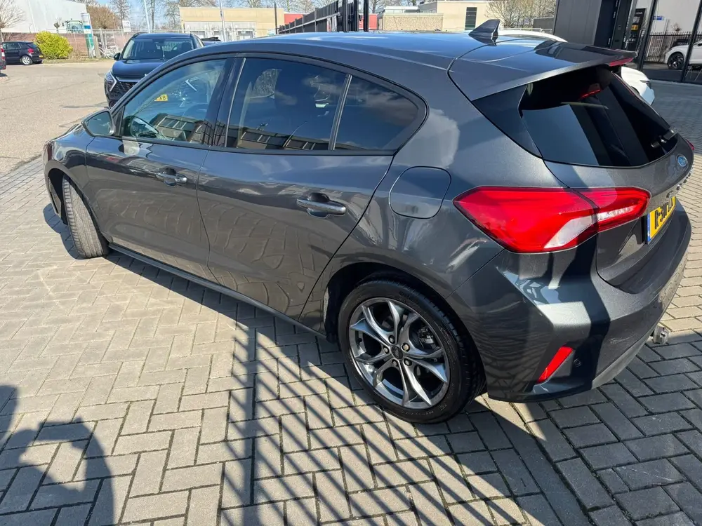Ford Focus 1.0 EcoBoost Titanium Business uit 2019, foto 11