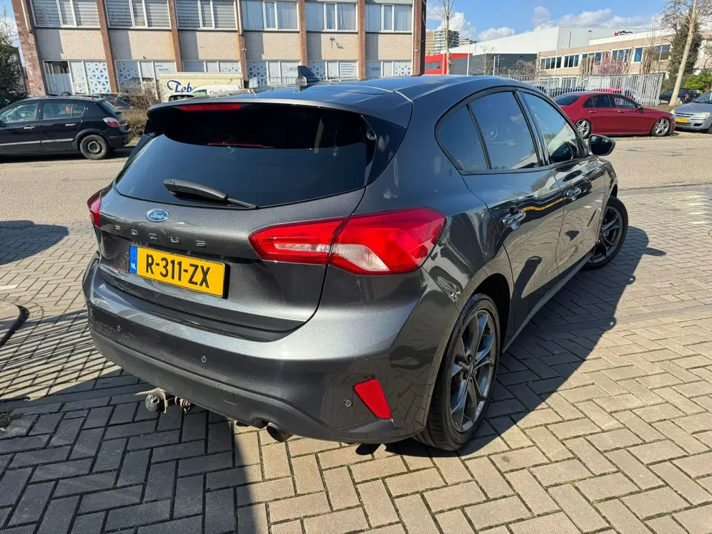 Ford Focus 1.0 EcoBoost Titanium Business uit 2019, foto 9