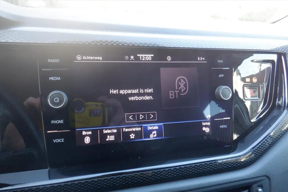 Volkswagen Polo 1.0 TSI 95pk Life PDC voor en achter -CARPLA uit 2023, foto 16