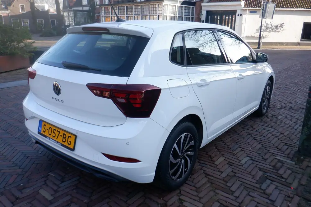 Volkswagen Polo 1.0 TSI 95pk Life PDC voor en achter -CARPLA uit 2023, foto 7