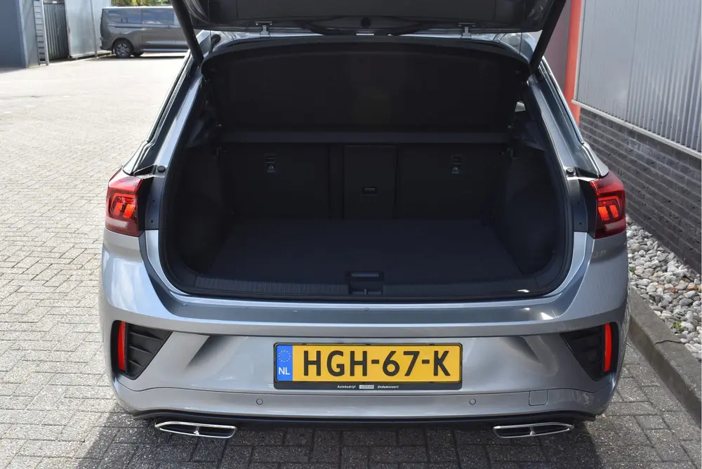 Volkswagen T-Roc 1.5 TSI R-Line Edition Camera, Stoel/stuurv uit 2024, foto 19