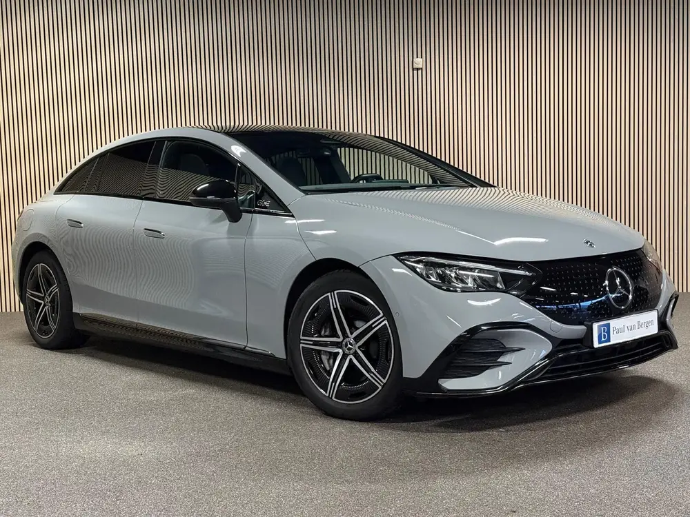 Mercedes-Benz EQE 300 AMG Styling 89 kWh-PANORAMA-NIGHT-MEMO uit 2023, foto 2