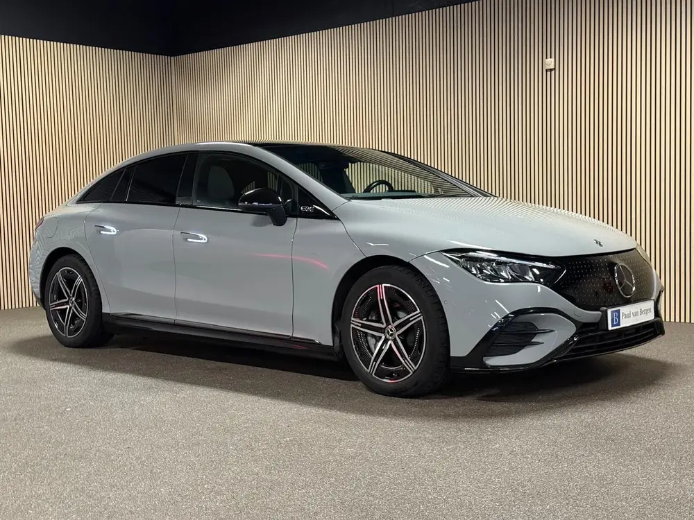 Mercedes-Benz EQE 300 AMG Styling 89 kWh-PANORAMA-NIGHT-MEMO uit 2023, foto 5