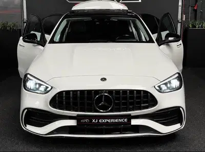 Mercedes-Benz C-Klasse 200 4MATIC AMG 218 PK PANODAK HUD uit 2021