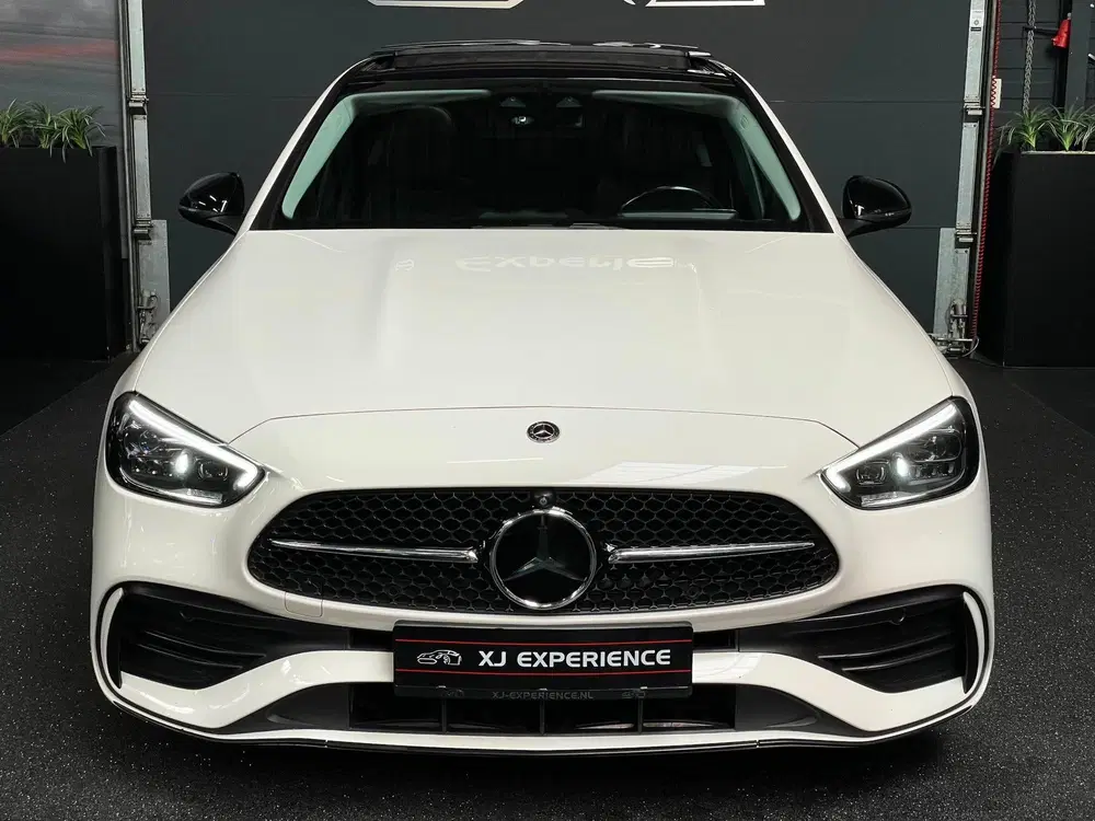 Mercedes-Benz C-Klasse 200 4MATIC AMG 218 PK PANODAK HUD uit 2021, foto 9