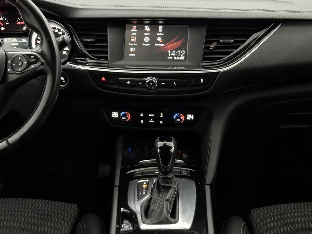 Opel Insignia 1.5 Turbo Innovation Camera uit 2019, foto 11