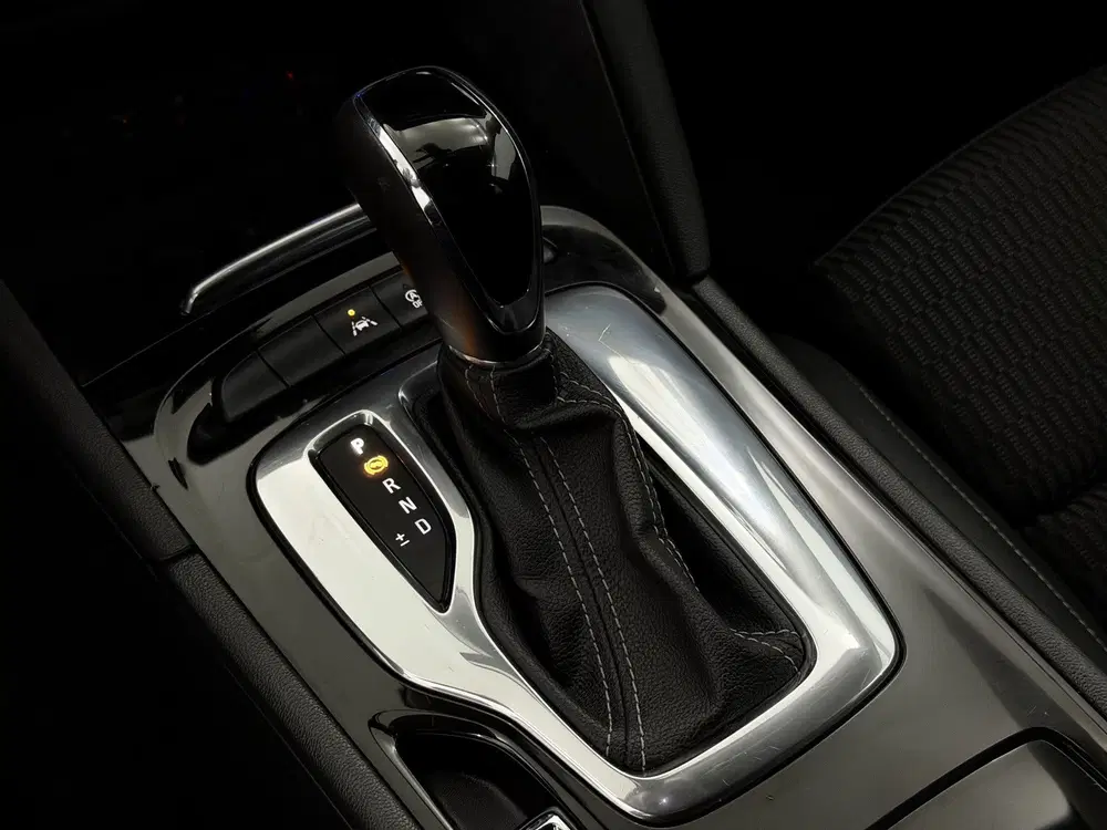 Opel Insignia 1.5 Turbo Innovation Camera uit 2019, foto 13
