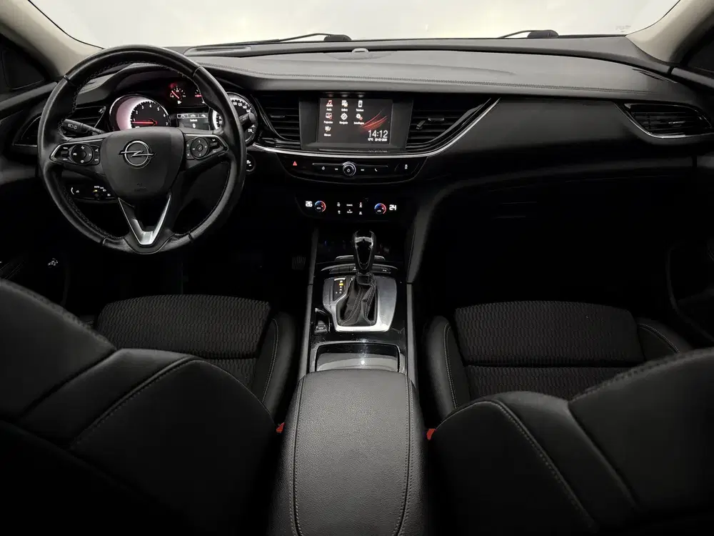 Opel Insignia 1.5 Turbo Innovation Camera uit 2019, foto 3