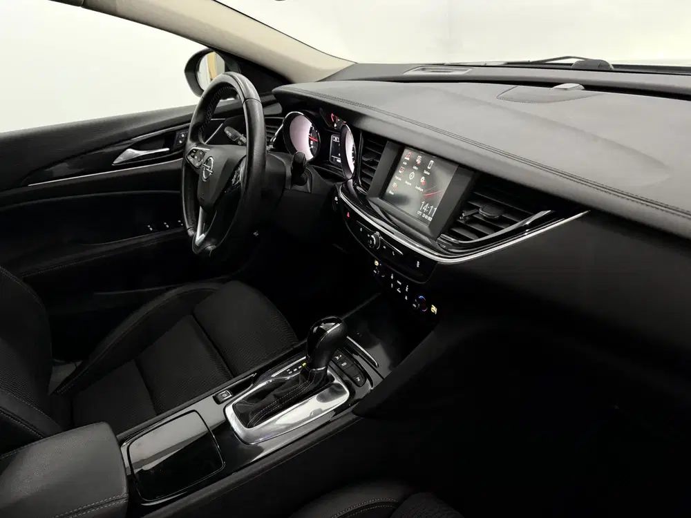 Opel Insignia 1.5 Turbo Innovation Camera uit 2019, foto 9