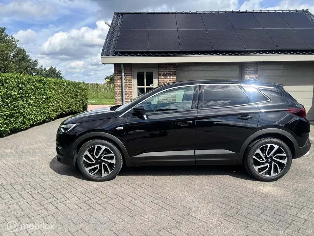 Opel Grandland X 1.6 Turbo Ultimate uit 2019, foto 2