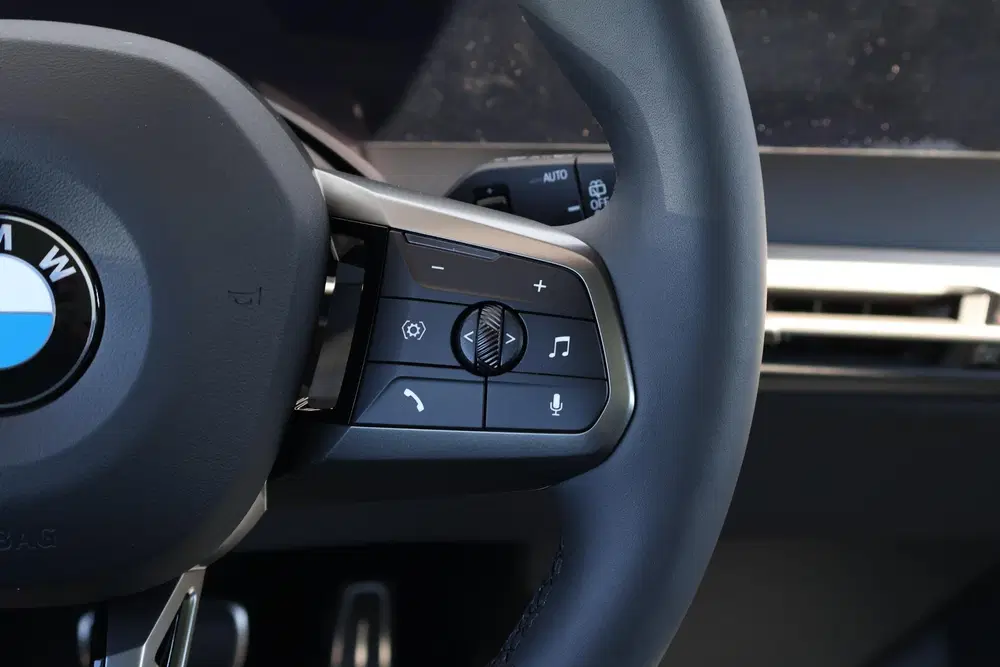 BMW iX xDrive60 uit 2026, foto 19