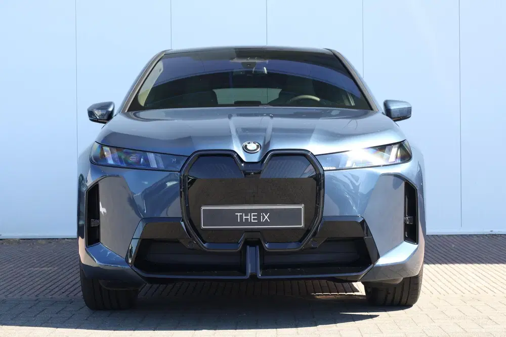 BMW iX xDrive60 uit 2026, foto 2