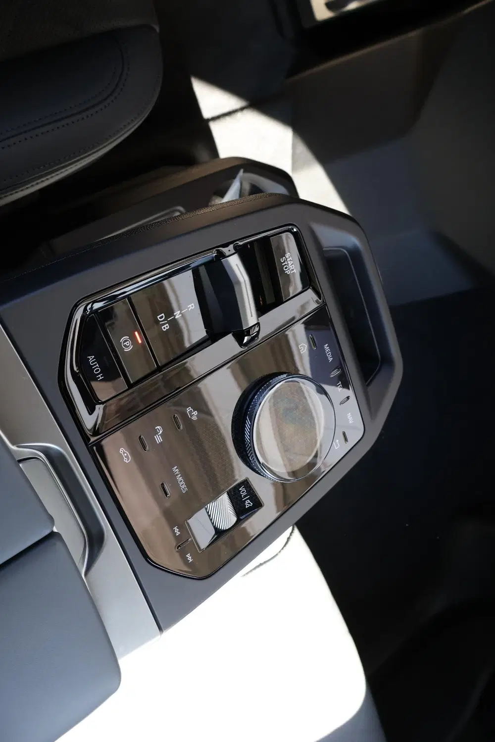 BMW iX xDrive60 uit 2026, foto 20