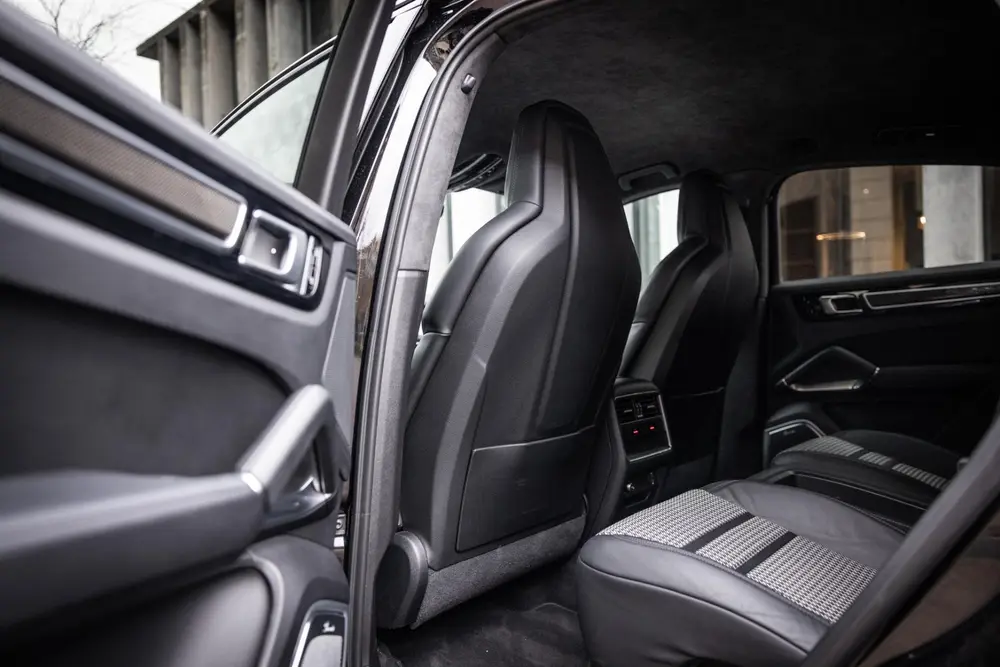 Porsche Cayenne Cayenne Coupé 4.0 Turbo (550pk) PCCB | Burmester | uit 2019, foto 10