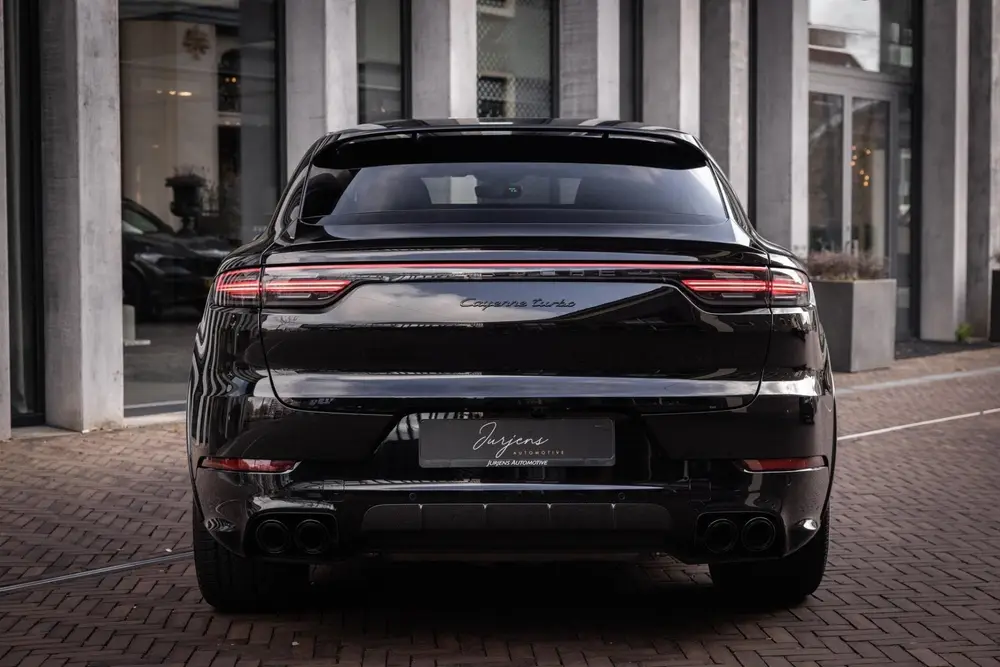 Porsche Cayenne Cayenne Coupé 4.0 Turbo (550pk) PCCB | Burmester | uit 2019, foto 4