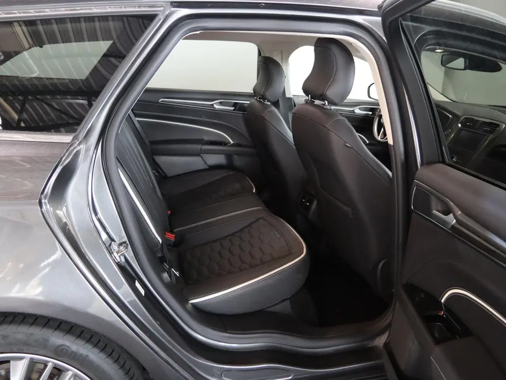 Ford Mondeo 2.0 IVCT HEV Vignale uit 2021, foto 8