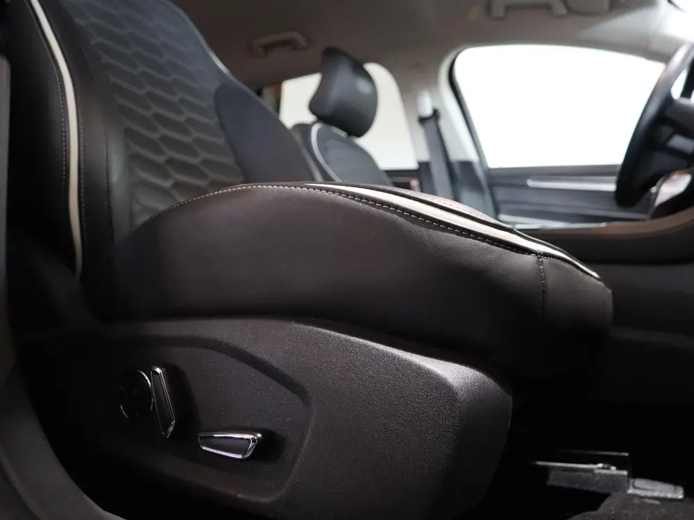 Ford Mondeo 2.0 IVCT HEV Vignale uit 2021, foto 9