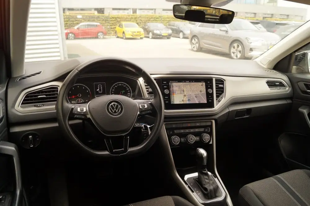 Volkswagen T-Roc 1.5 TSI 150pk DSG Style -NAVI-ECC-CAM-PDC uit 2021, foto 8