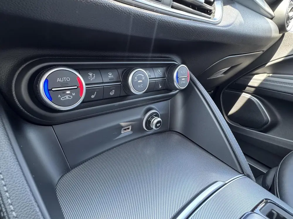 Alfa Romeo Stelvio 2.0t Q4 Veloce my22, BTW, 21 inch, Misano uit 2022, foto 13