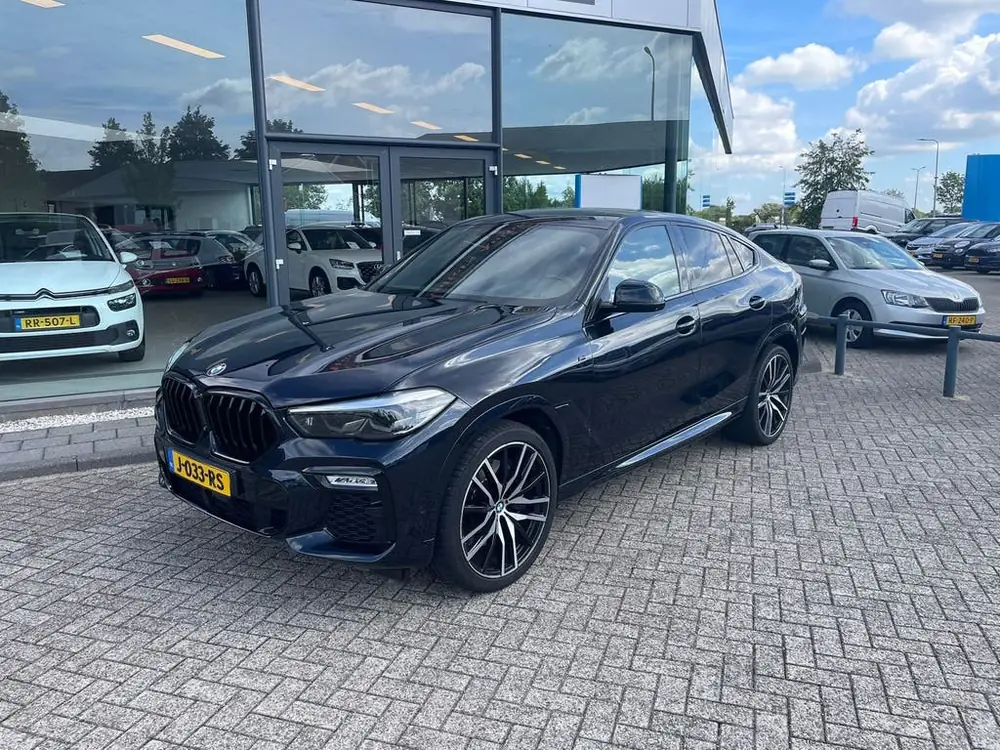 BMW X6 XDrive30d High Executive uit 2020, foto 2