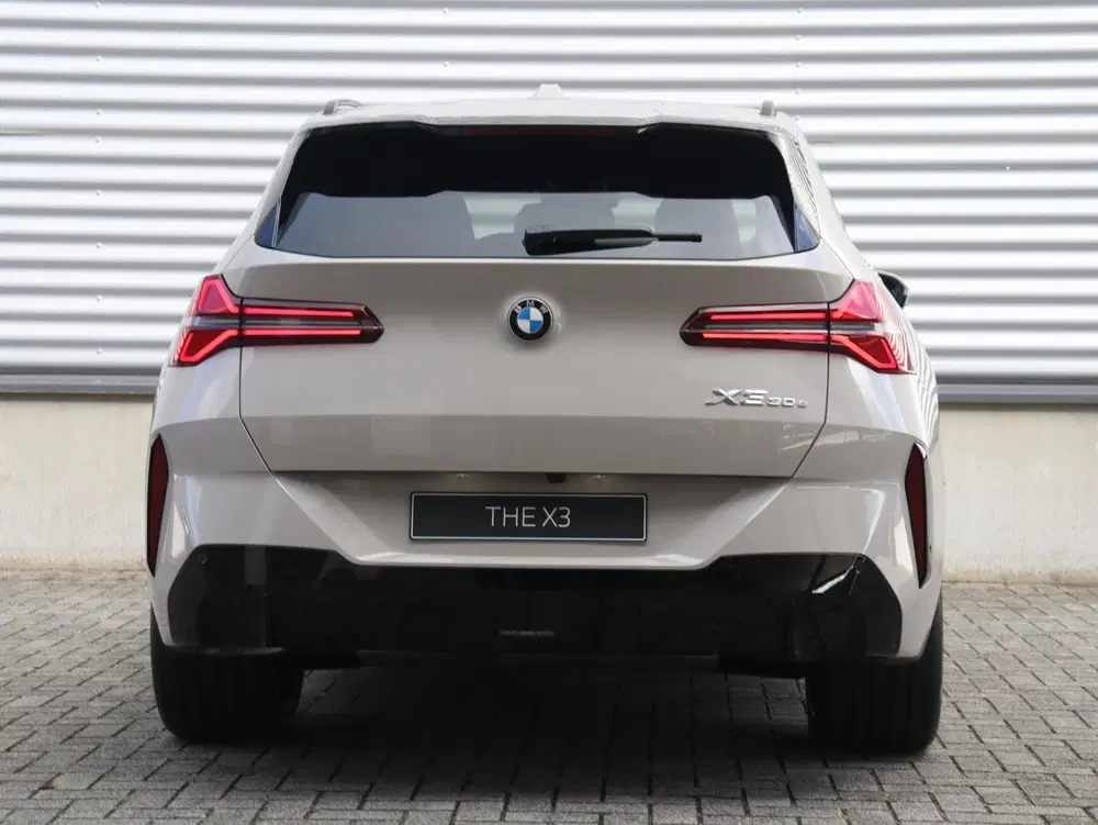 BMW X3 30e xDrive Premium Pack uit 2026, foto 4