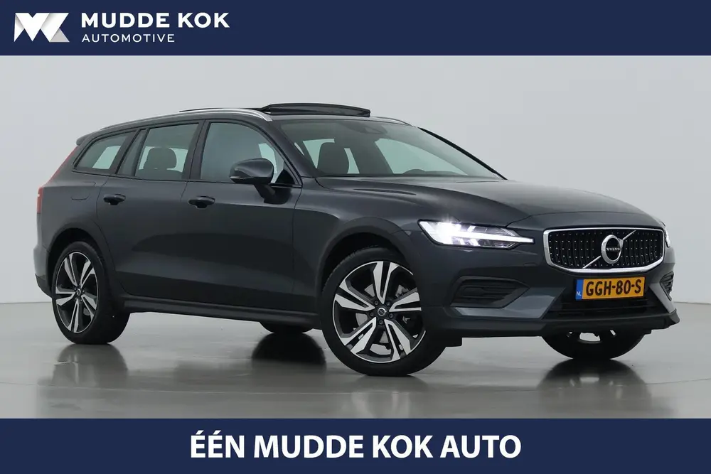 Volvo V60 Cross Country D4 AWD Pro uit 2019