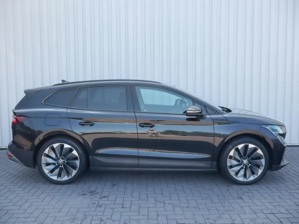 Skoda Enyaq 80 204pk First Edition uit 2021, foto 3