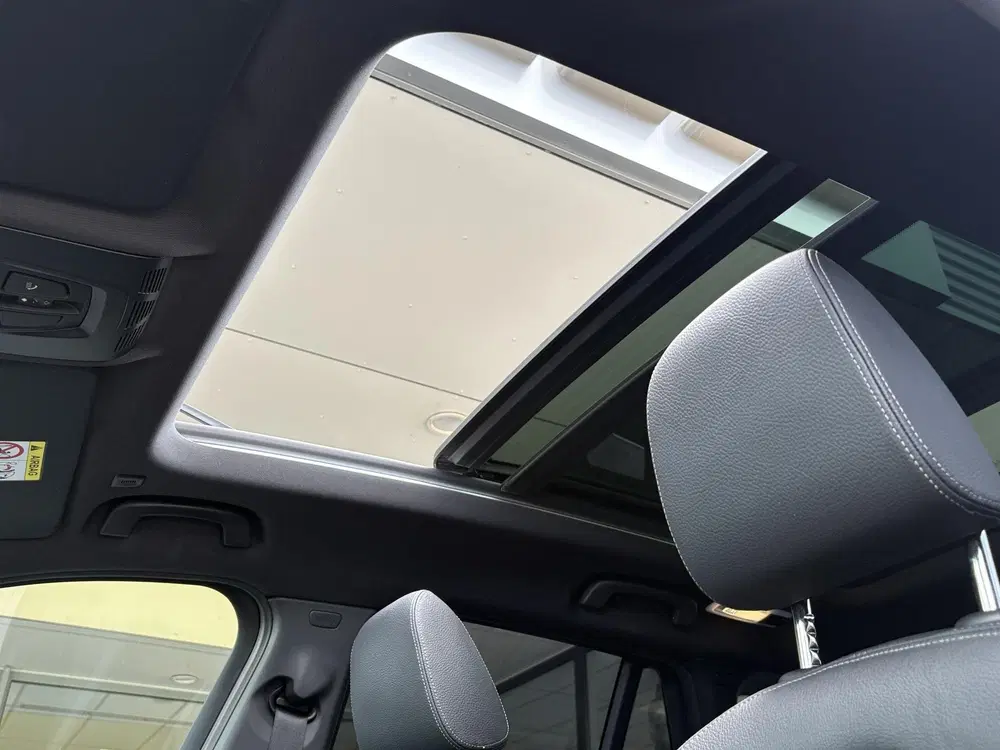 BMW X1 xDrive25e xLine uit 2022, foto 17