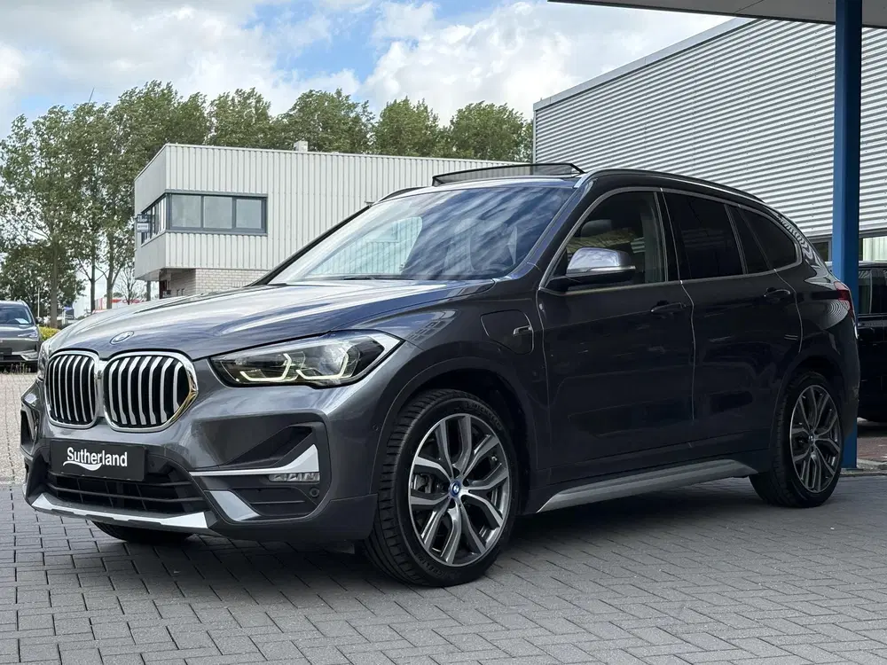 BMW X1 xDrive25e xLine uit 2022, foto 3