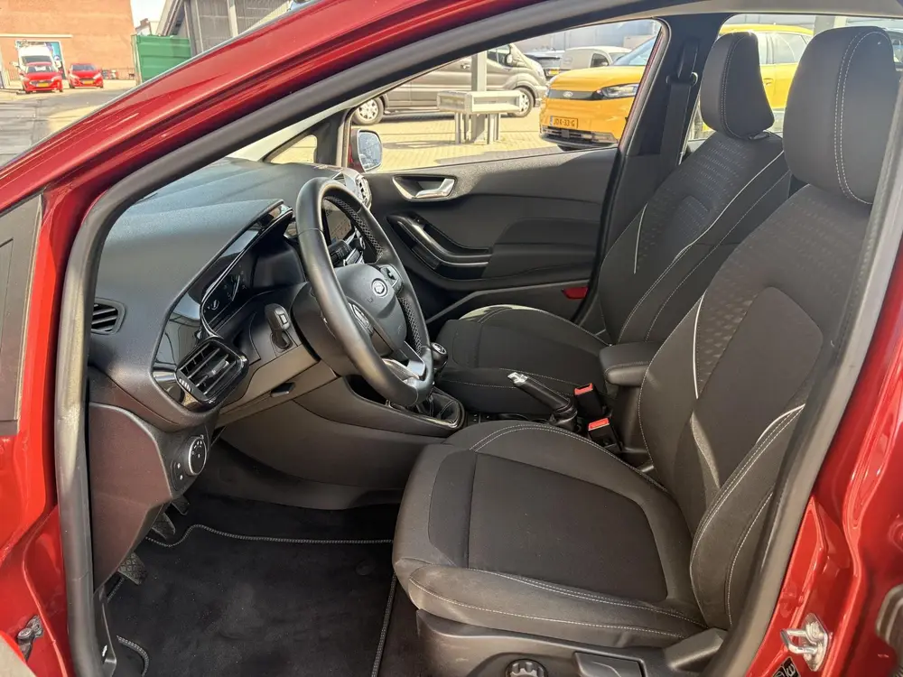 Ford Fiesta 1.0 EcoBoost Titanium DRIVER ASSISTANCE PA uit 2019, foto 9