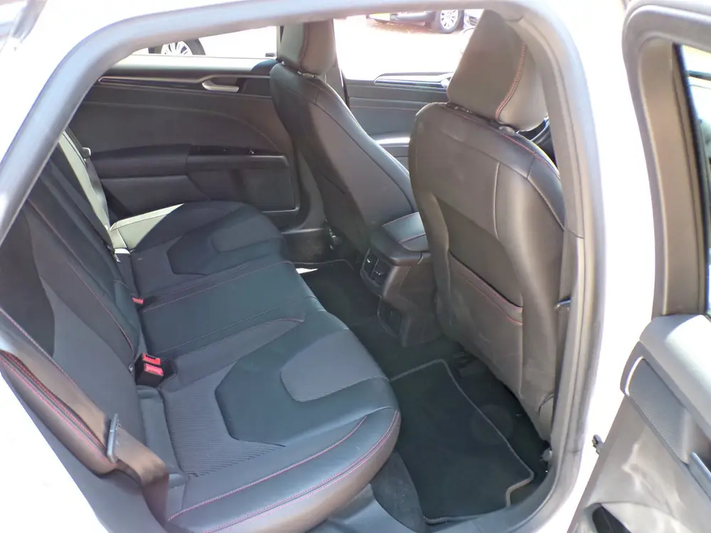 Ford Mondeo 1.5 ST Line FORD DEALER ONDERHOUDEN 165 PK uit 2019, foto 15