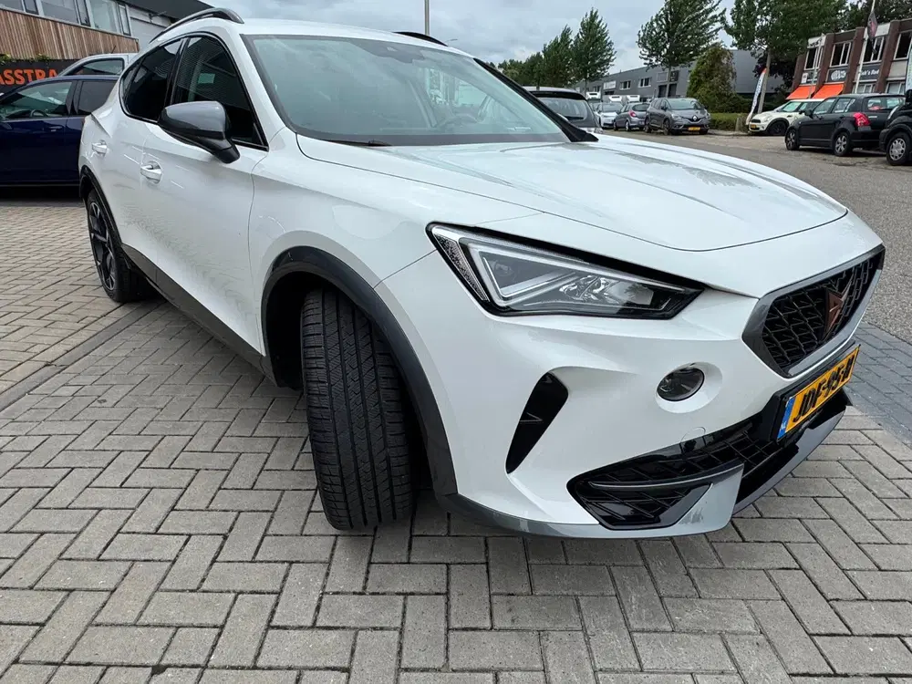 Cupra Formentor 1.4 e-Hybrid Business uit 2022, foto 13