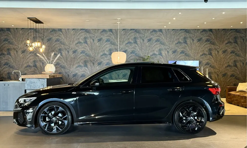 Audi A3 3x S-Line I Pano I RS I Black on Black uit 2022, foto 2