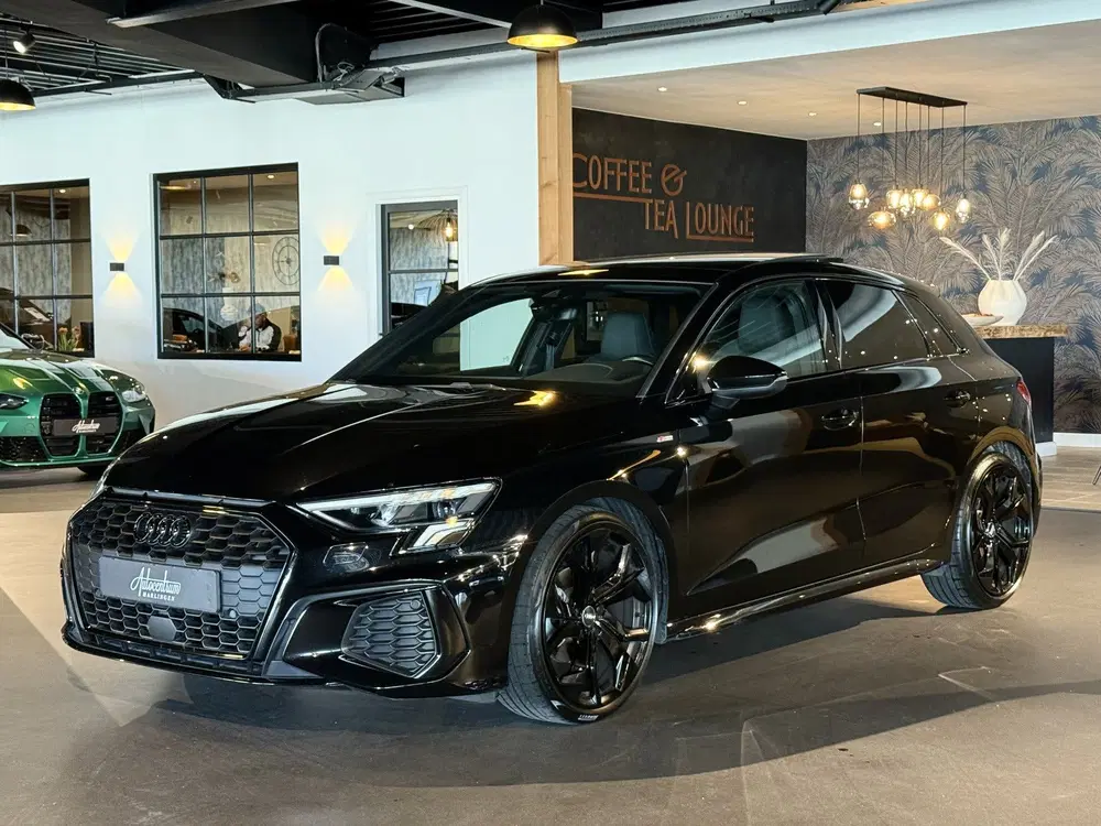 Audi A3 3x S-Line I Pano I RS I Black on Black uit 2022, foto 20