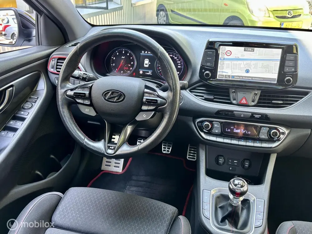 Hyundai i30 2.0 T-GDI. PANO uit 2020, foto 13