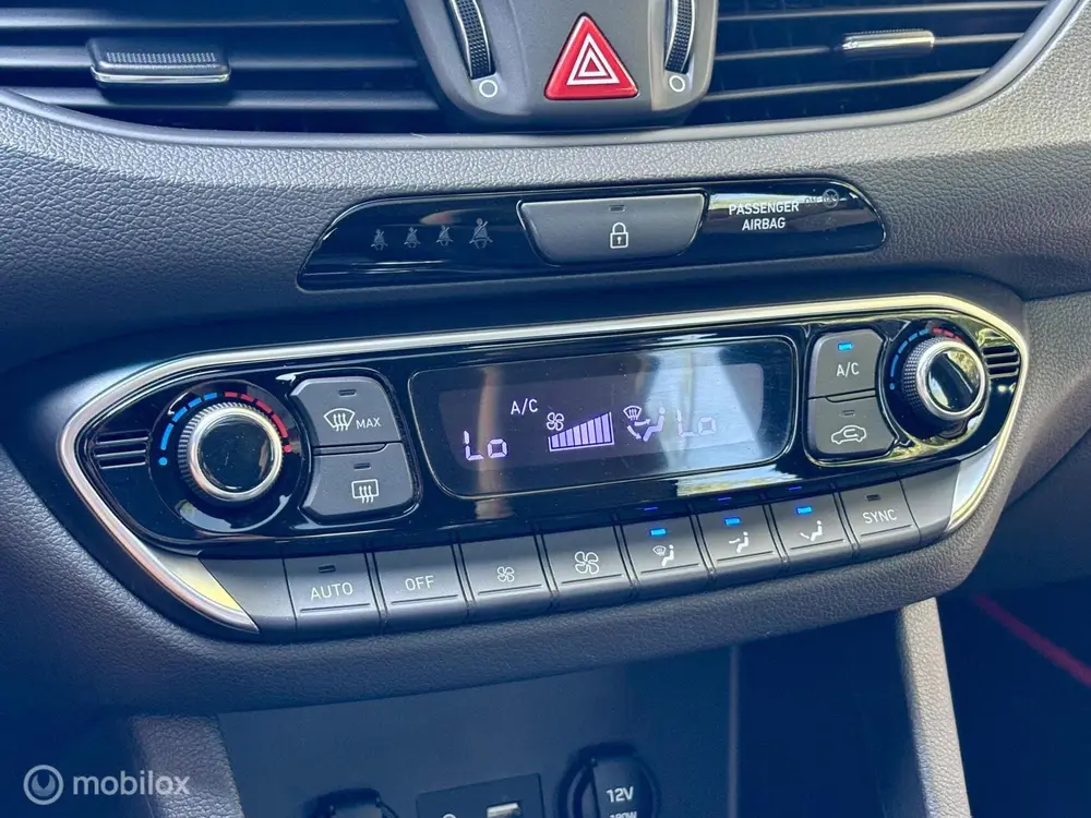 Hyundai i30 2.0 T-GDI. PANO uit 2020, foto 18