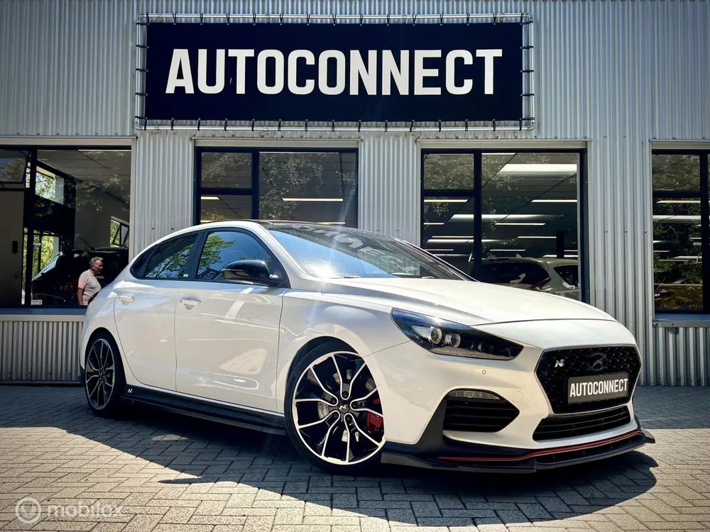 Hyundai i30 2.0 T-GDI. PANO uit 2020, foto 3