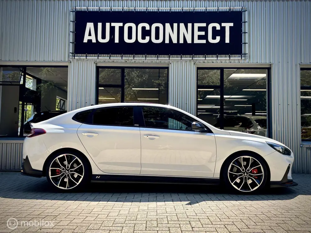 Hyundai i30 2.0 T-GDI. PANO uit 2020, foto 6