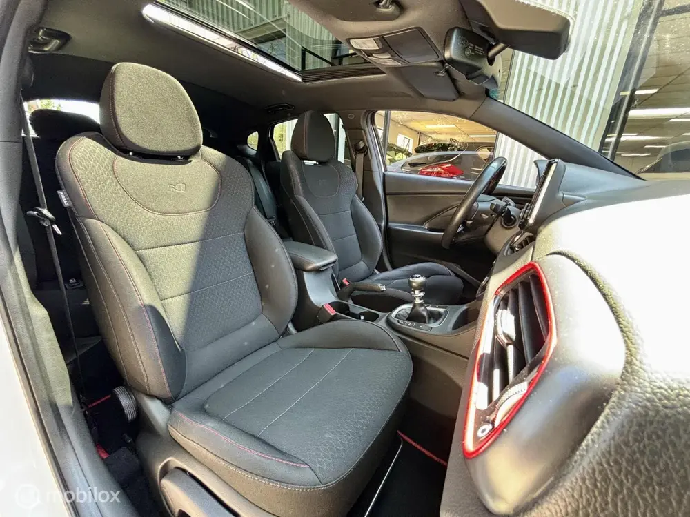Hyundai i30 2.0 T-GDI. PANO uit 2020, foto 9