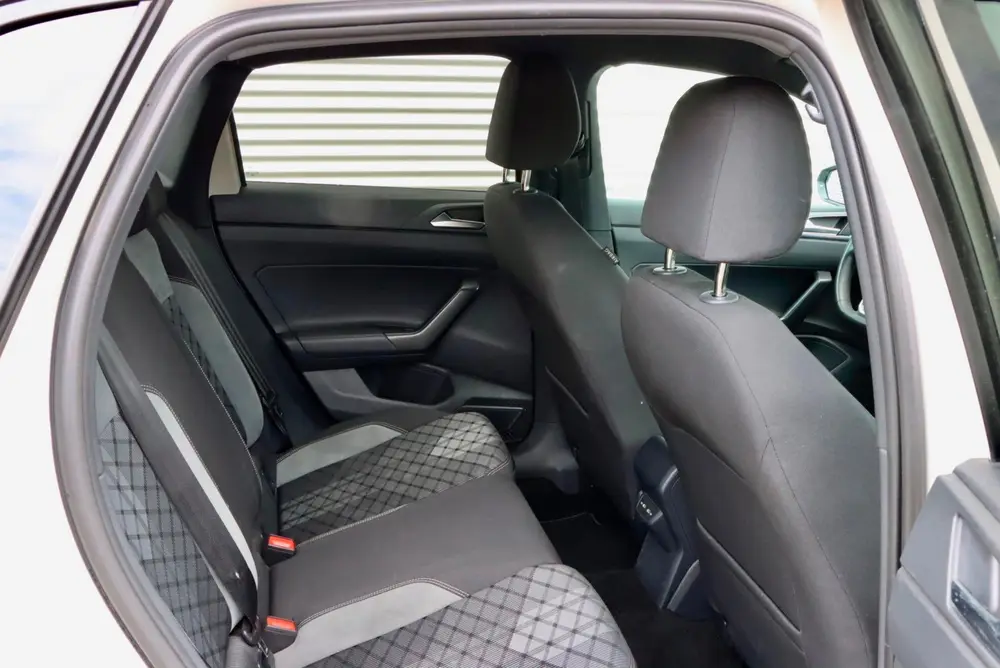 Volkswagen Polo 1.0 TSI R-Line | FACELIFT | UNIEKE KLEUR | C uit 2022, foto 12