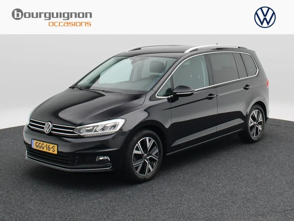 Volkswagen Touran 1.5 TSi 150Pk Highline 7p | Stoelverwarmin uit 2023